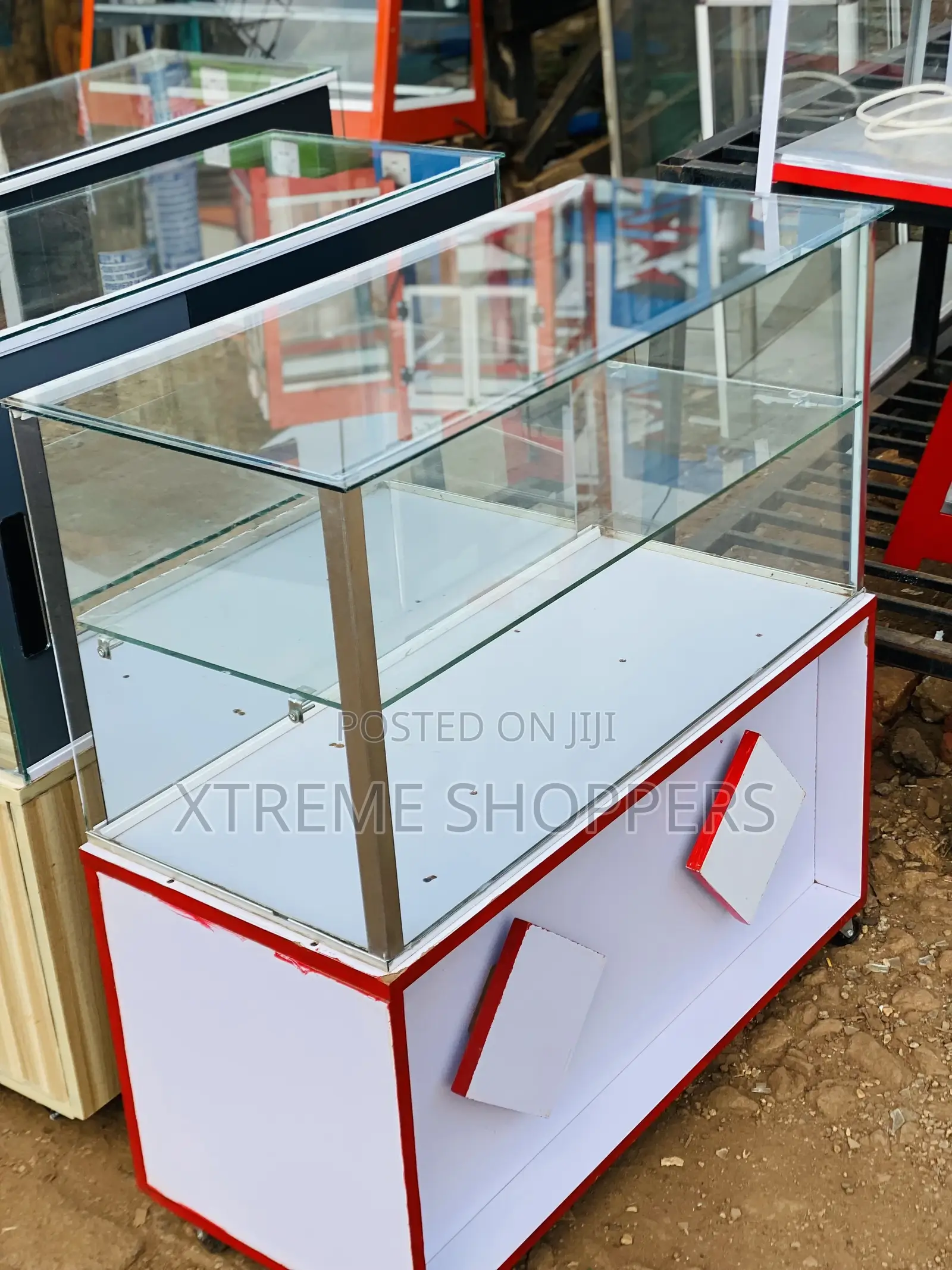 Greco Port / Display Glass Counter / Mirror 3ft