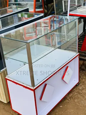 Growing Idea Company/Display Counter /Transparent Clear Glasses Strong