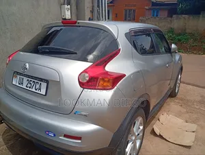 Nissan Juke 2012 Silver
