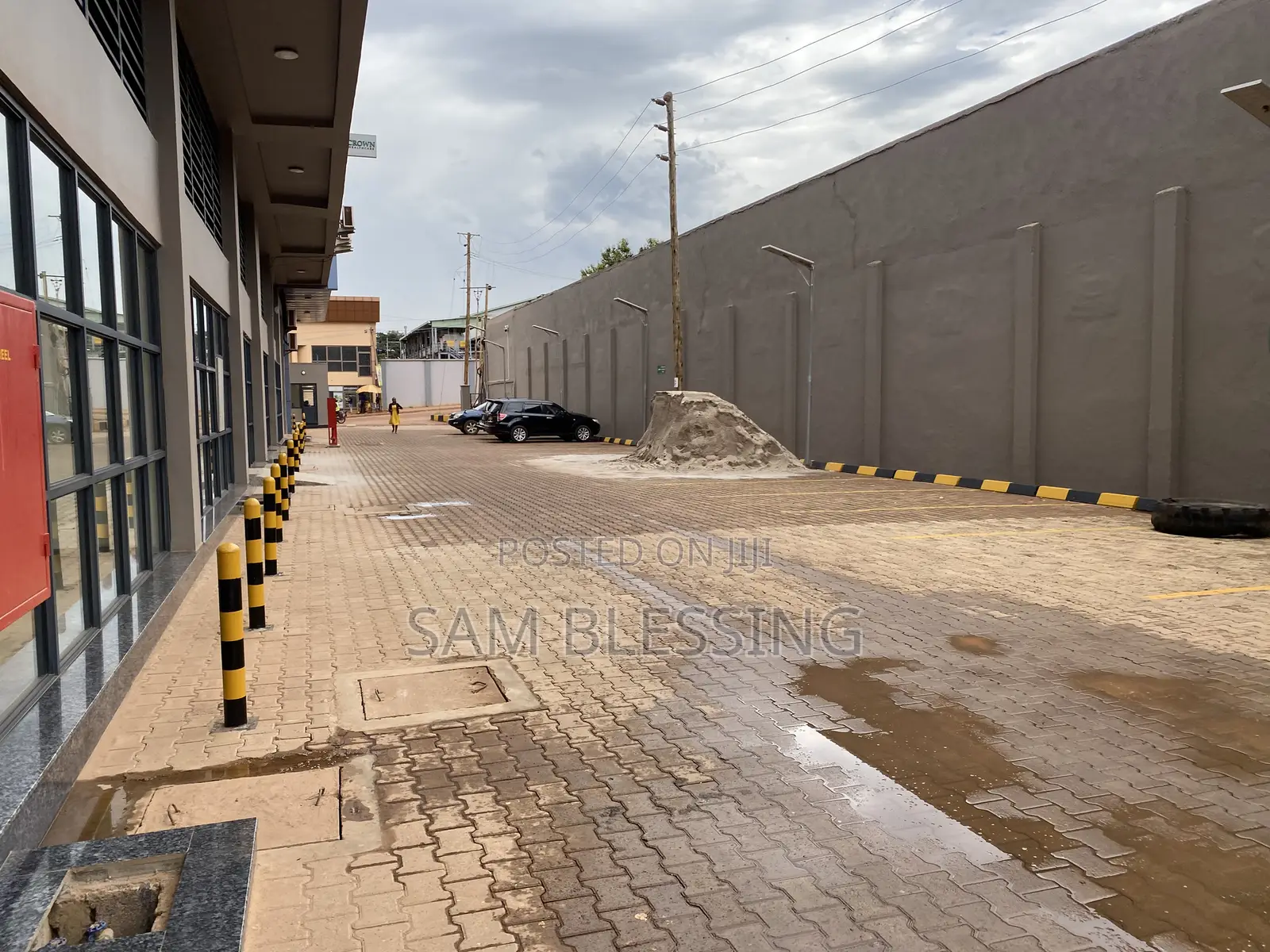 Ware House for Rent in Bugolobi 7 Street