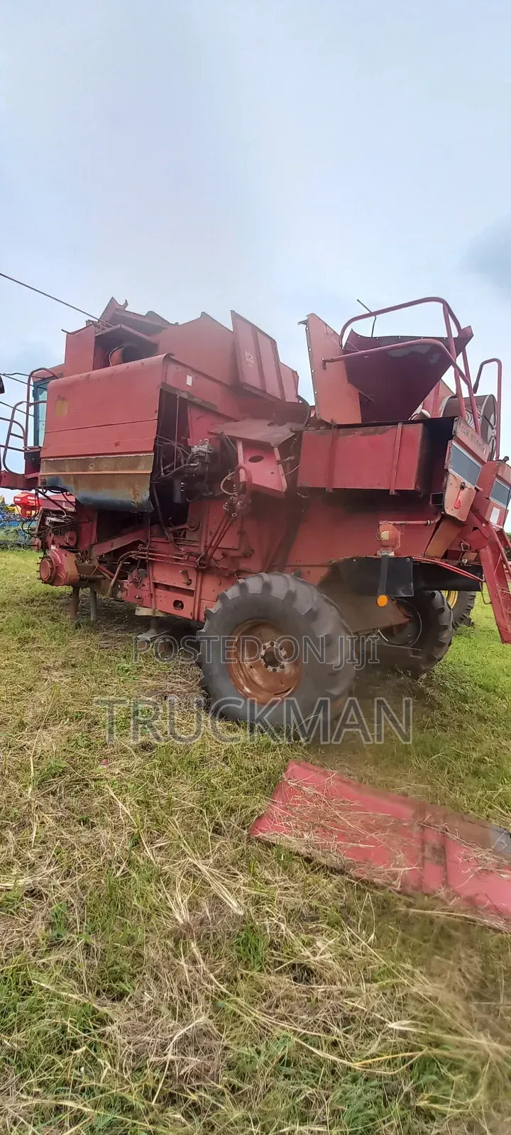 Combine Havester Sells and Repair