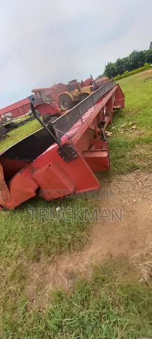 Combine Havester Sells and Repair