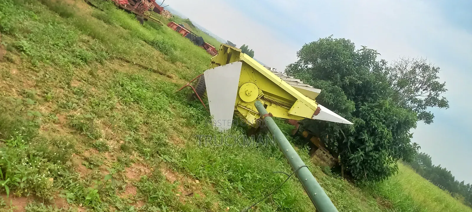 Combine Havester Sells and Repair