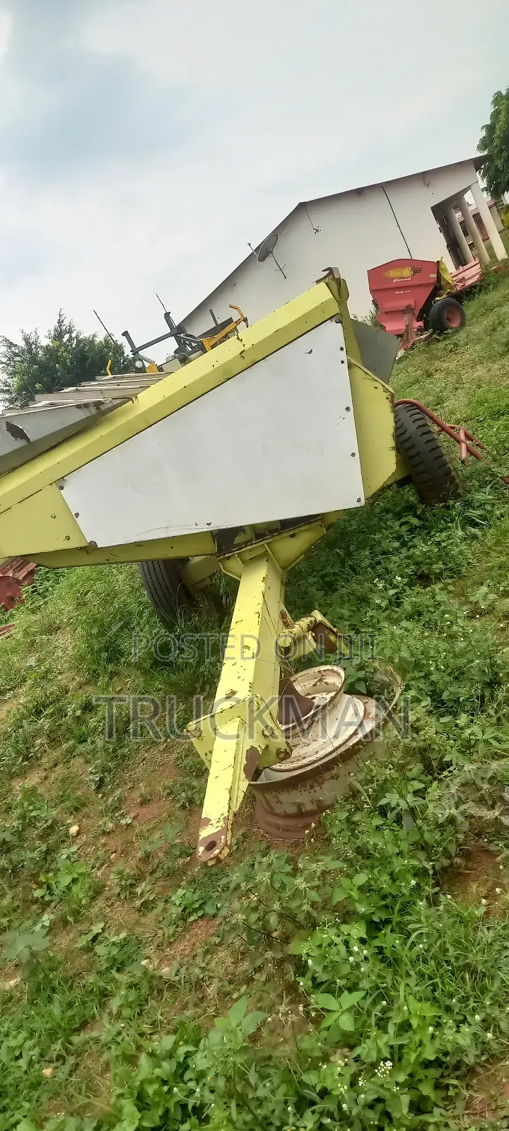 Combine Havester Sells and Repair