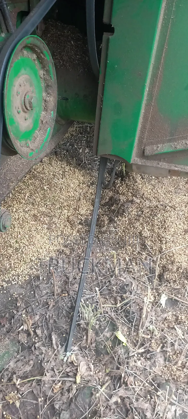 Combine Havester Sells and Repair