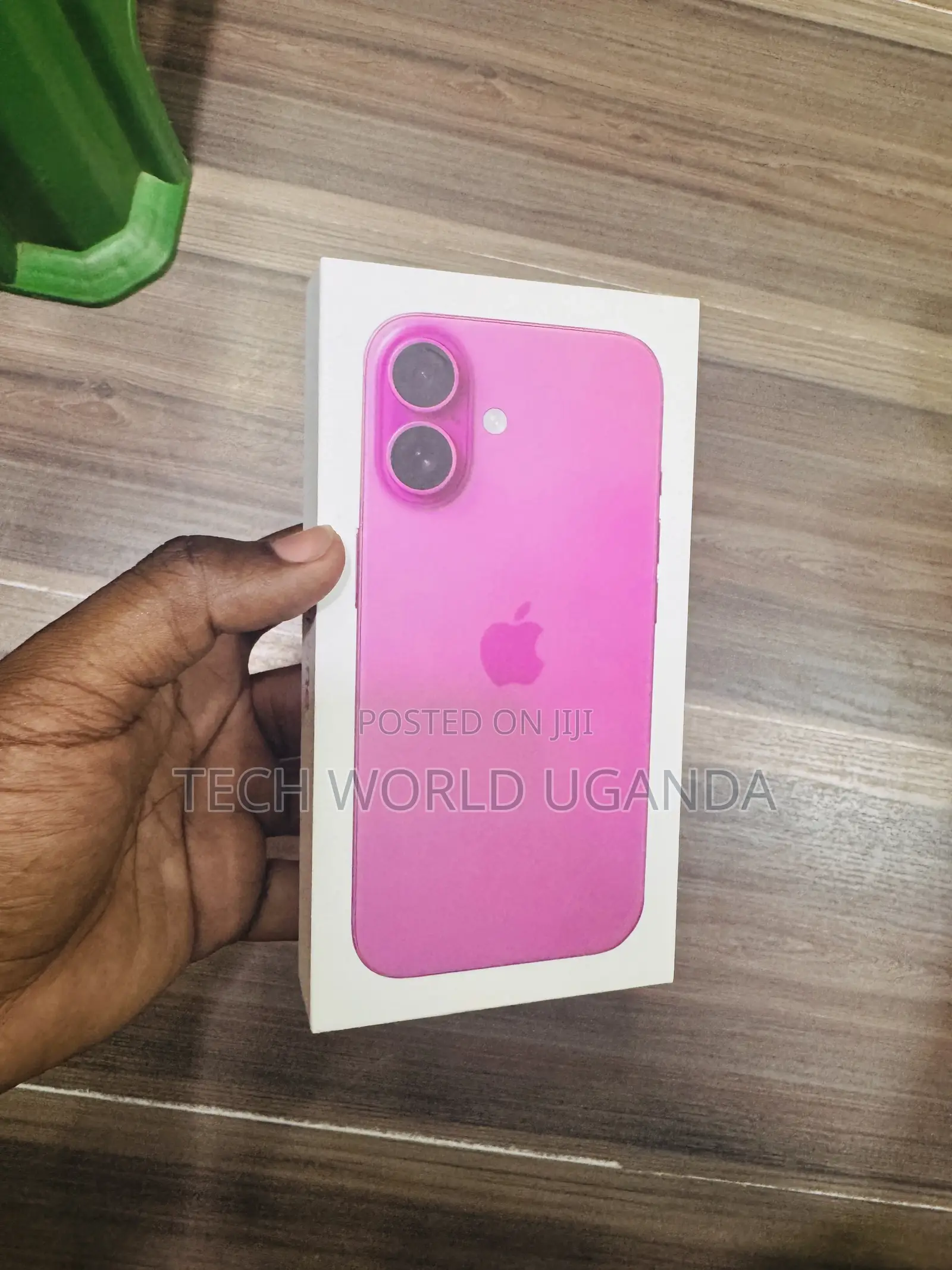 New Apple iPhone 16 128 GB Pink