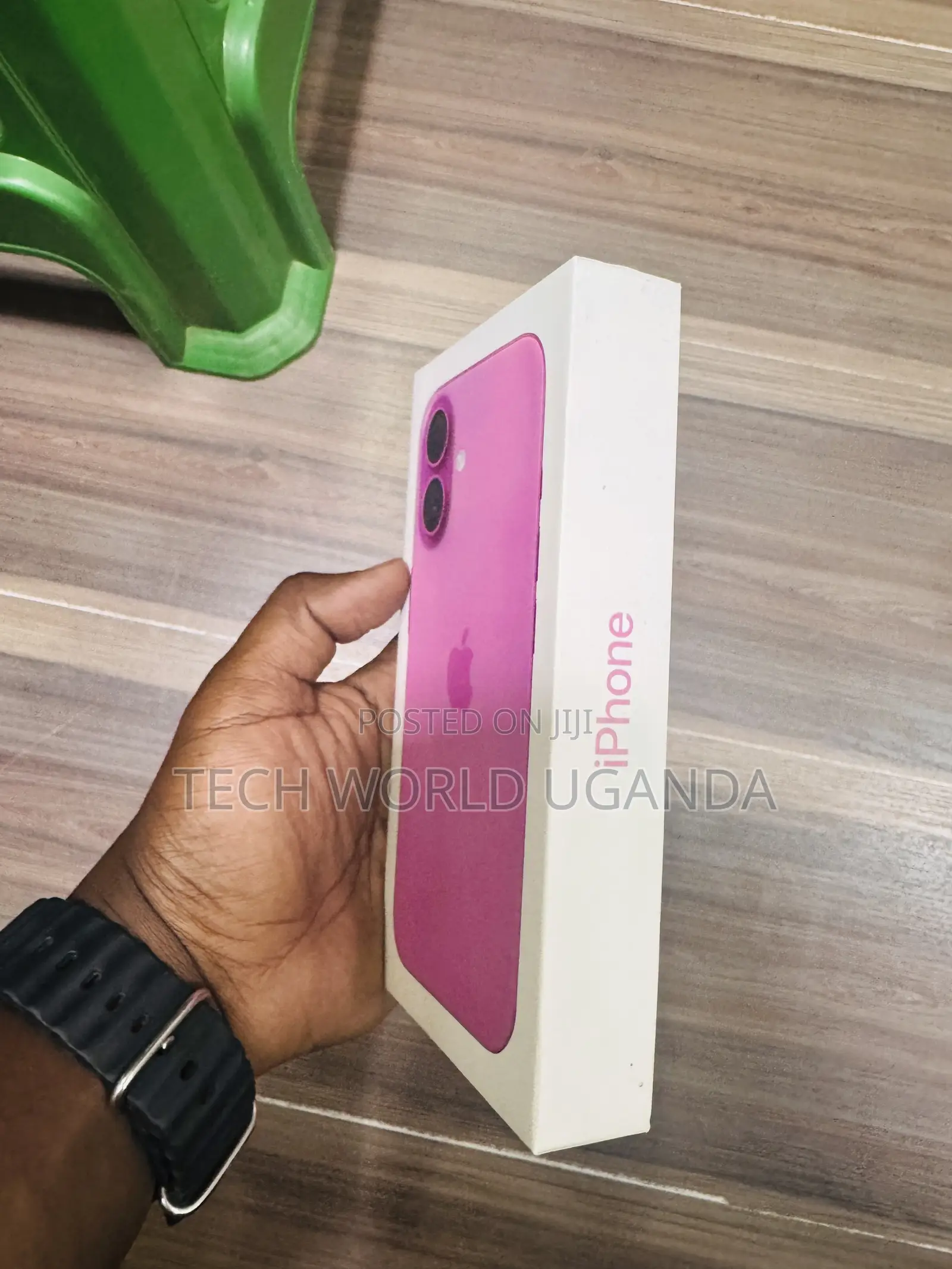 New Apple iPhone 16 128 GB Pink