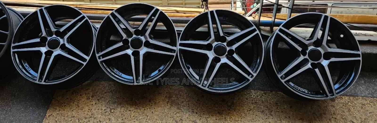 All Cars With 4 Nits Size 14.Sianta,Raum, and Many Others