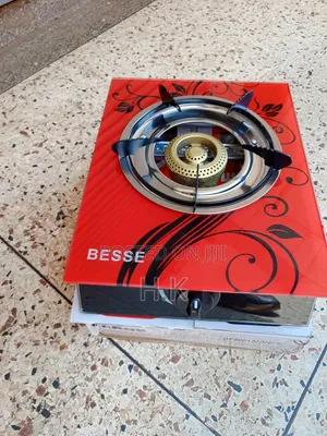 Besse Single-Burner Gas Stove With a Glass Top.