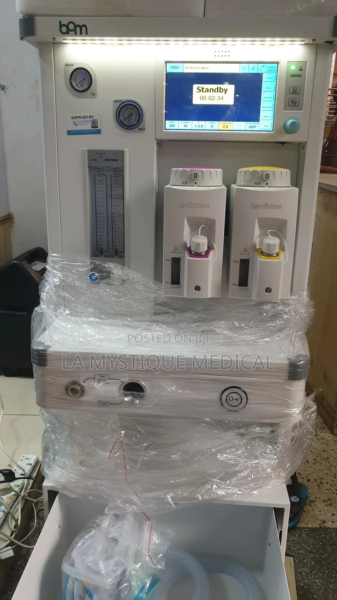 Double Vaporizer Anesthesia Machine