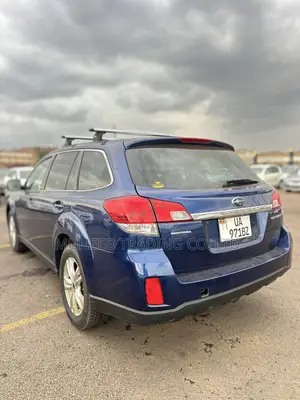 Subaru Outback 2.5i Limited 2011 Blue
