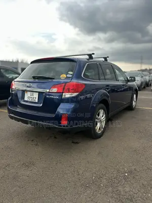 Subaru Outback 2.5i Limited 2011 Blue