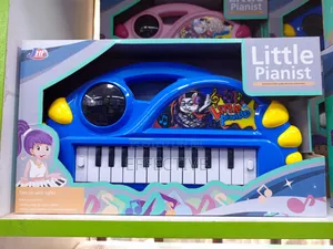 Battery Operated Little Pianist