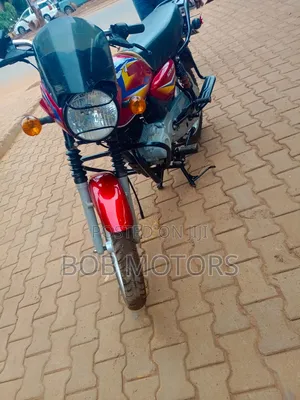 Bajaj CT 110X 2025 Red