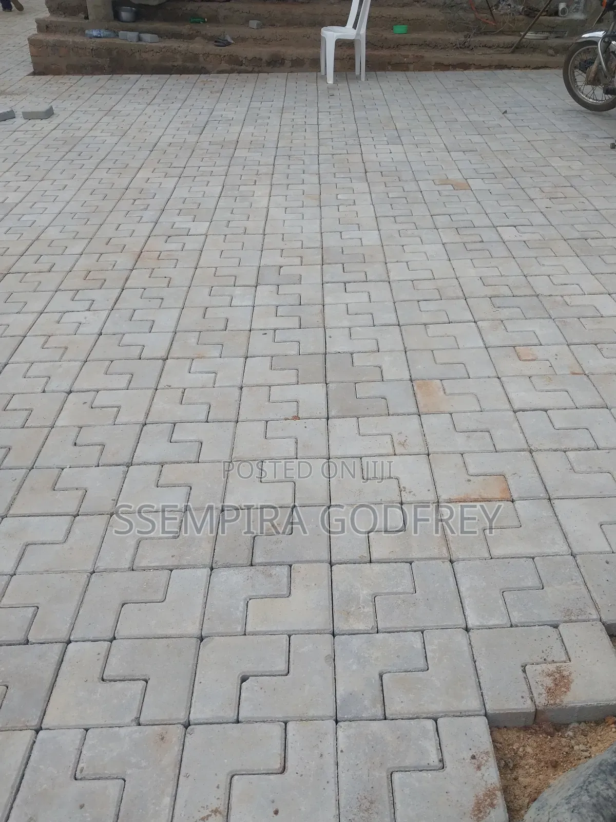 Double L Artisic Proffetional Installer for Pavers in Central Regions