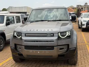 Land Rover Defender 2023 Gray