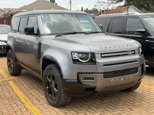 Land Rover Defender 2023 Gray