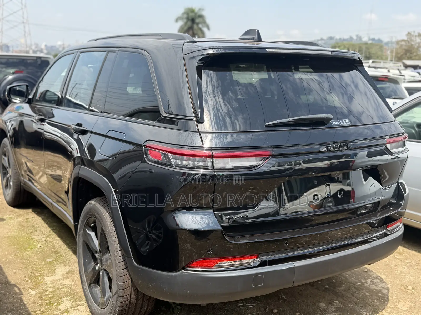 Jeep Grand Cherokee 2023 Black
