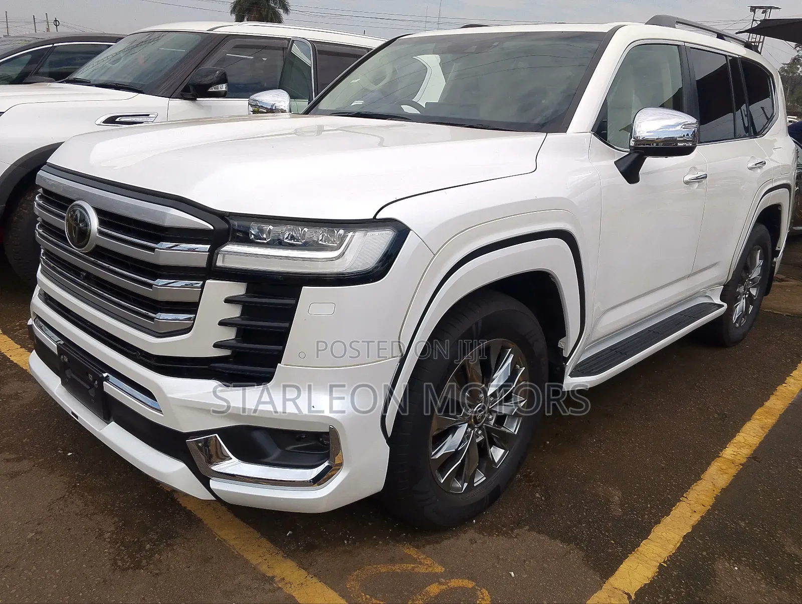 Toyota Land Cruiser Prado 2021 White