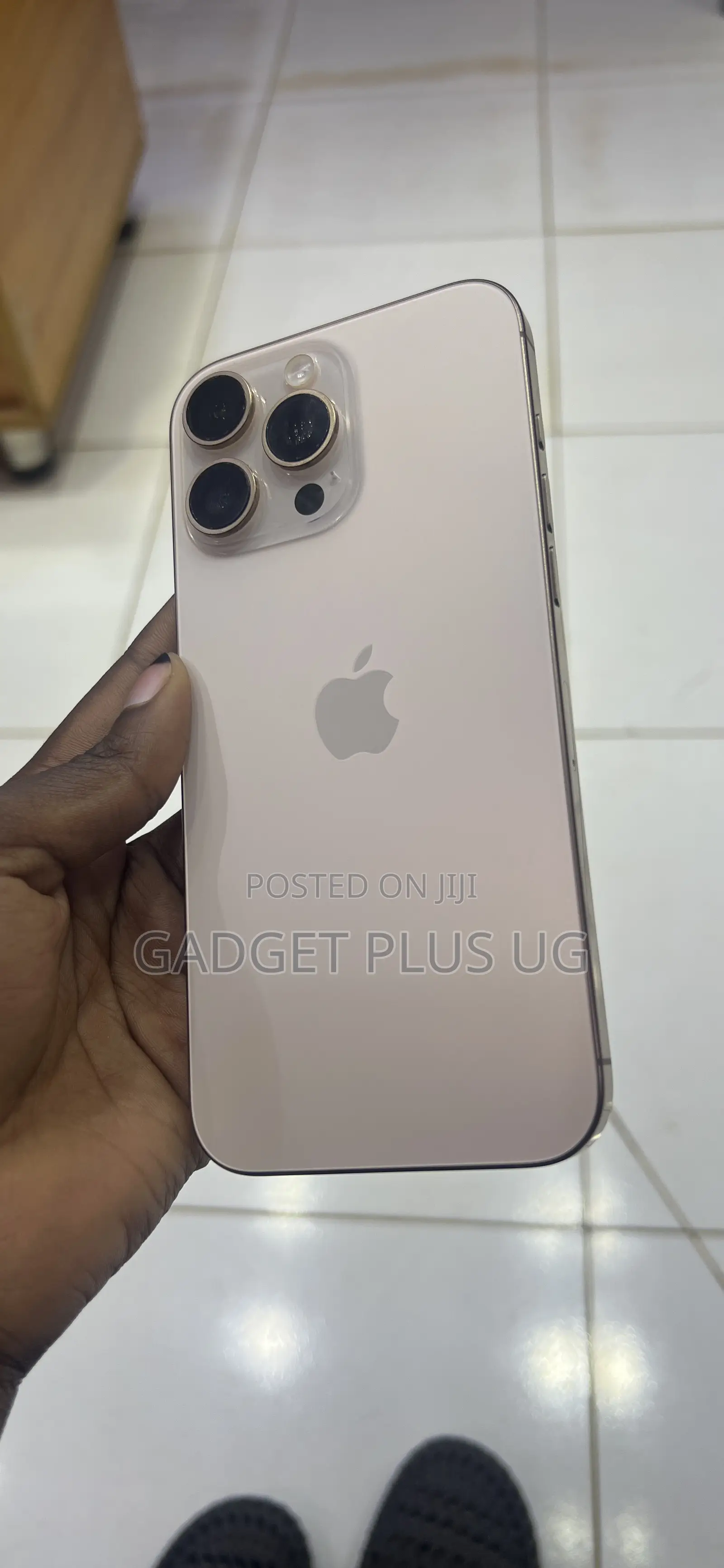 Apple iPhone 16 Pro Max 256 GB Gold