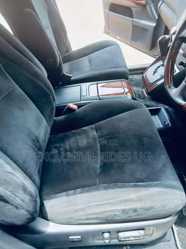 Toyota Harrier 2011 Black