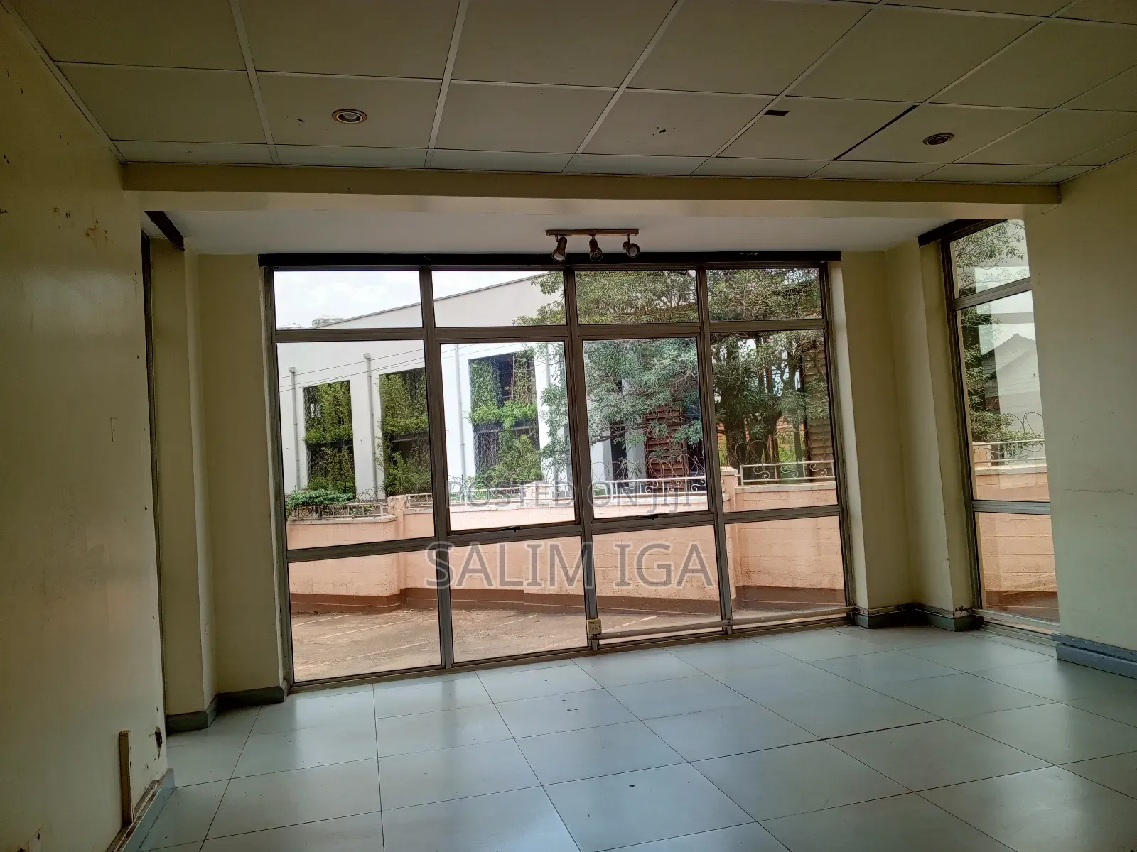 12bdrm Block of Flats in Kololo Property, Central Division for rent