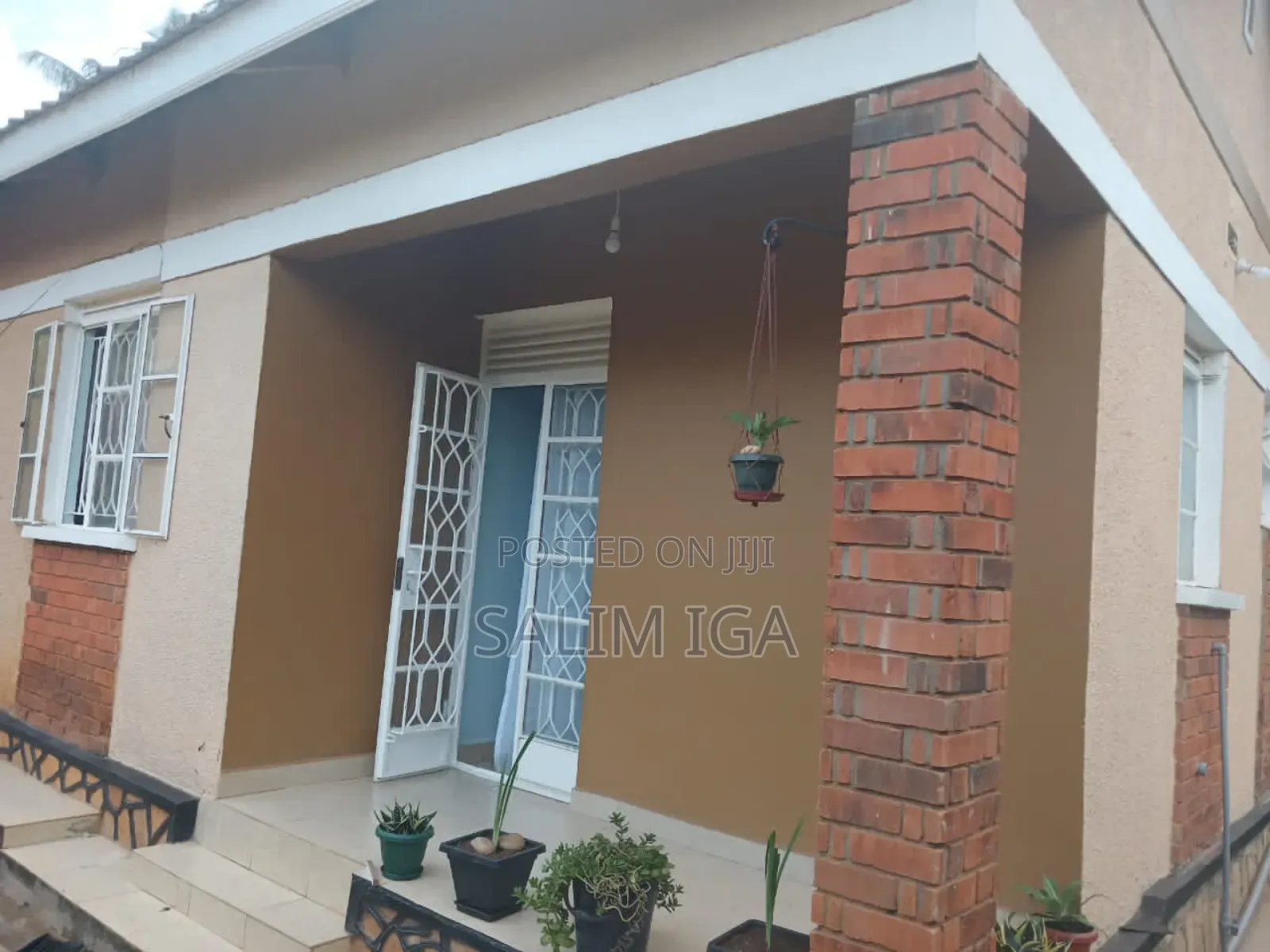 Furnished 1bdrm House in Kololo Property, Central Division for rent