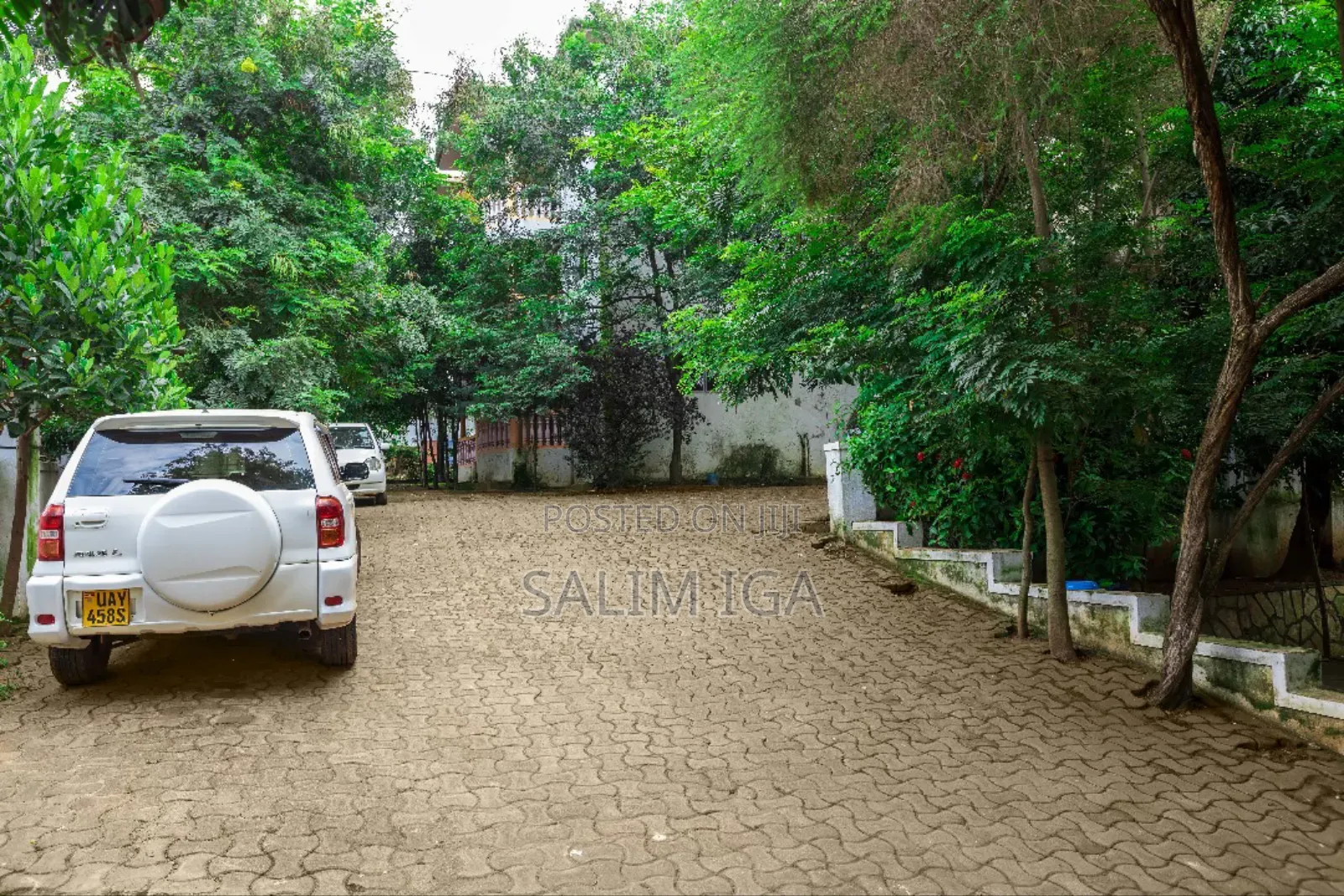 Furnished 2bdrm Bungalow in Kololo Property, Central Division for rent