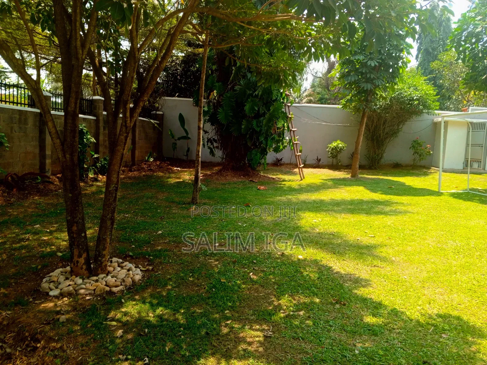 5bdrm Maisonette in Kololo Property, Central Division for rent