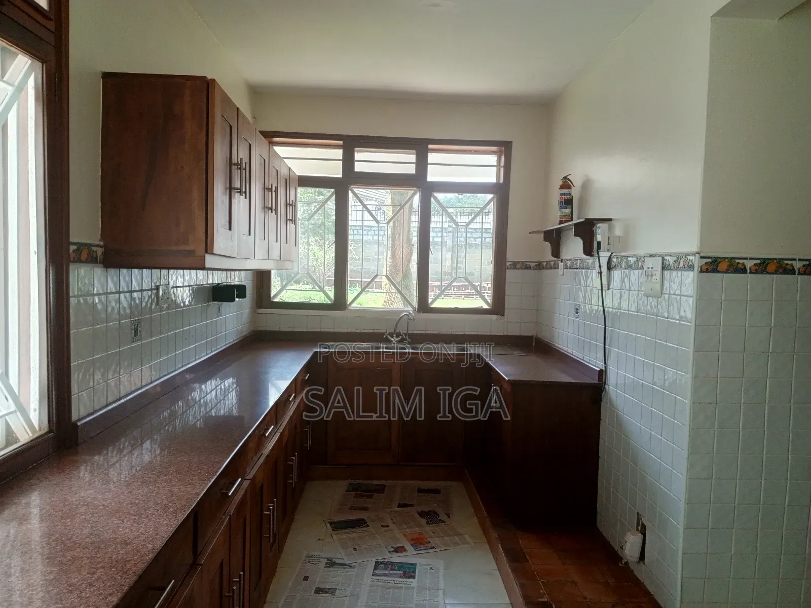 5bdrm Maisonette in Kololo Property, Central Division for rent