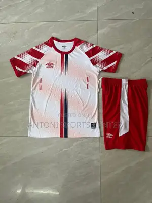 Umbro Plain Red Color