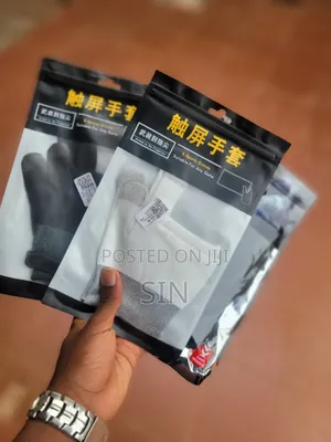 Gaming Gloves