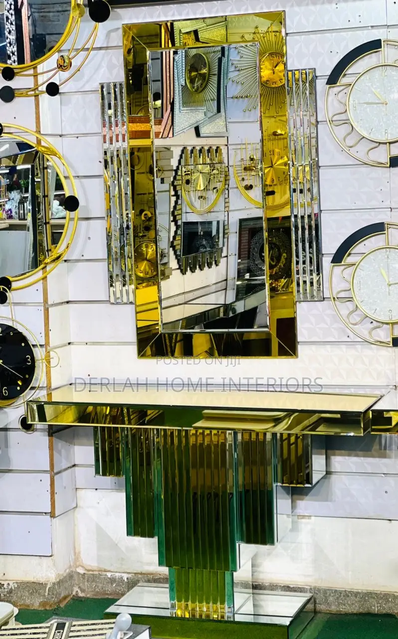 Fancy Hong Kong Imported Table Make Ups and Mirrors