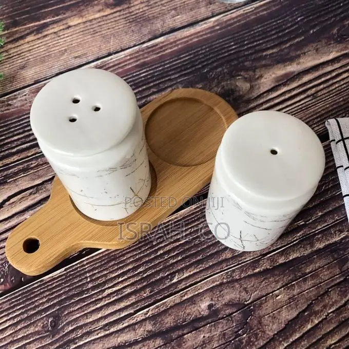 Cakematters Classic Porcelain Salt and Pepper Shakers