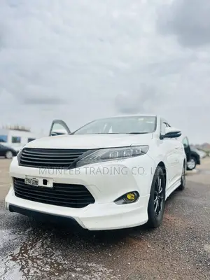 Toyota Harrier 2.0 2014 White