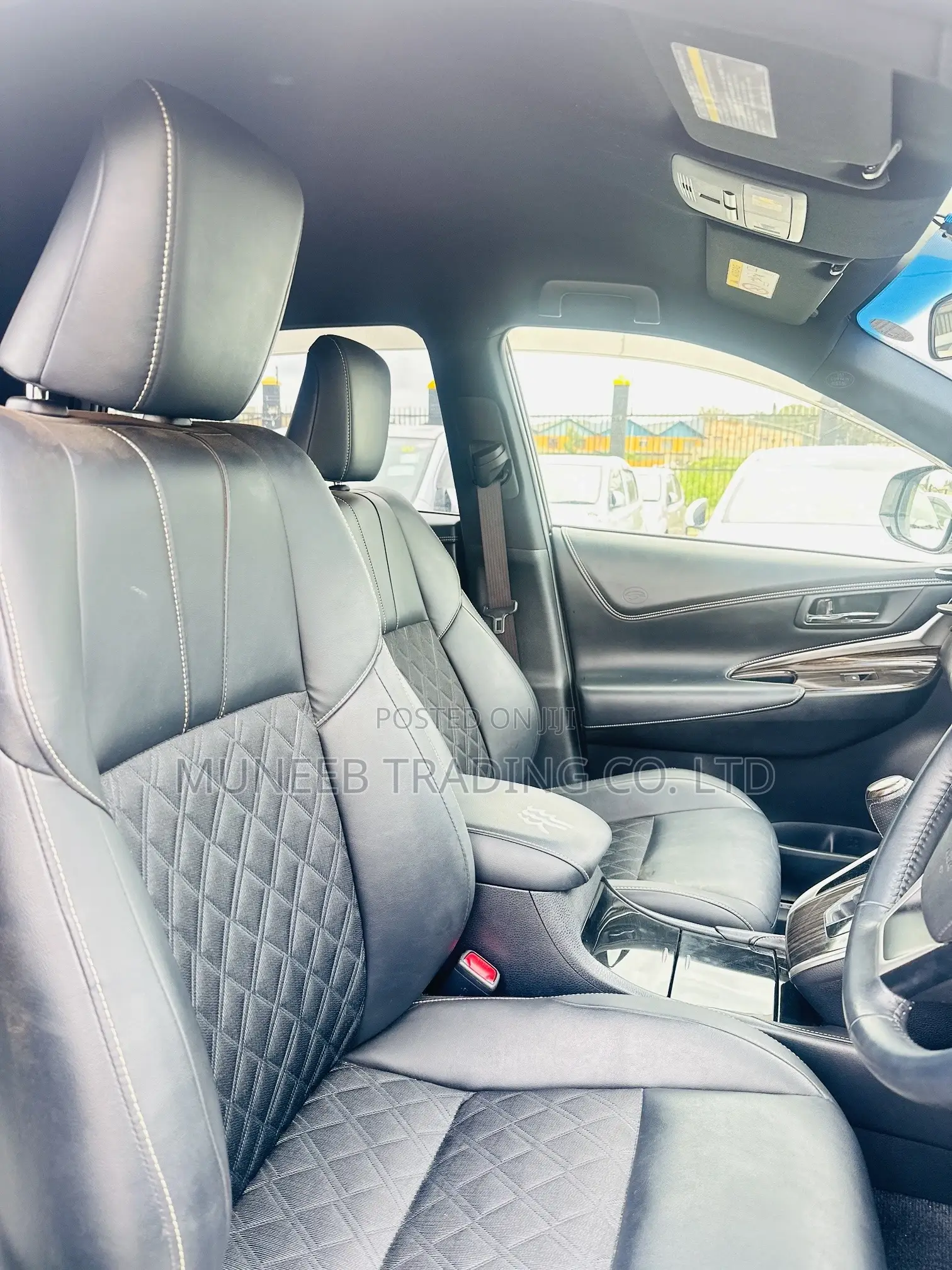 Toyota Harrier 2.0 2014 White