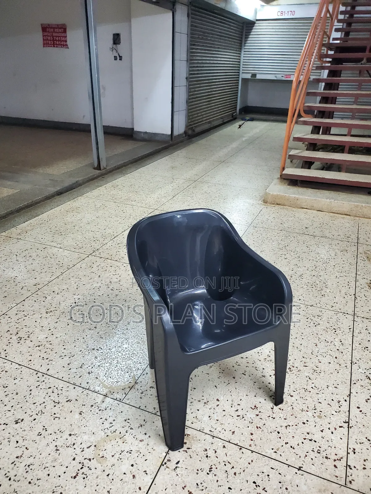 Advanced Armed Plastic Chairs Advanced Plastic Chairs