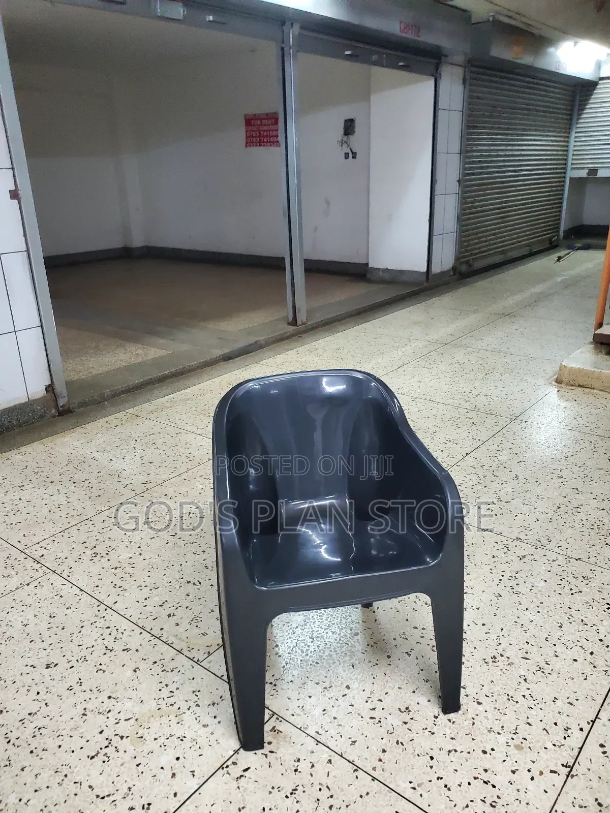 Advanced Armed Plastic Chairs Advanced Plastic Chairs