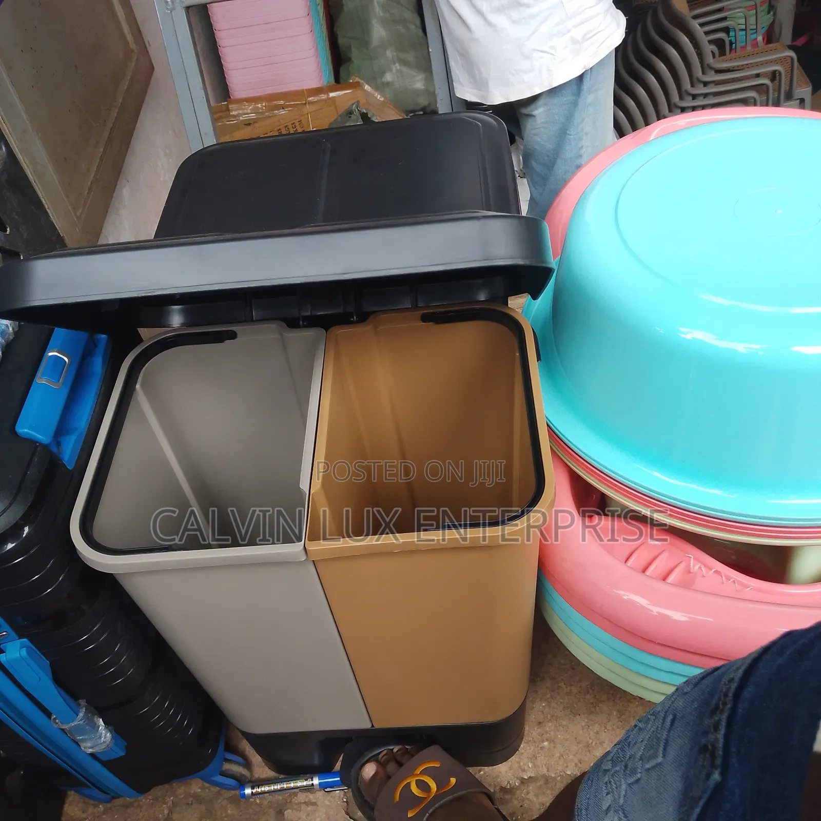 Dust Bin 2 in 1 Plastic Step On