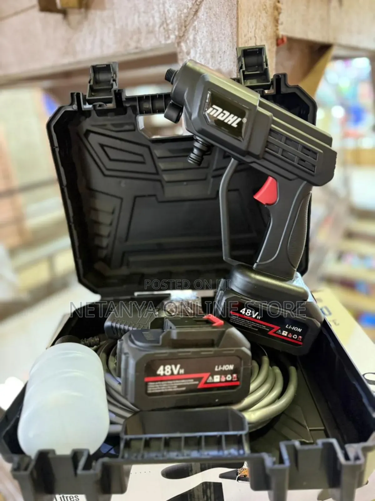 High Pressure Car Washer Gun With 2 Batteries