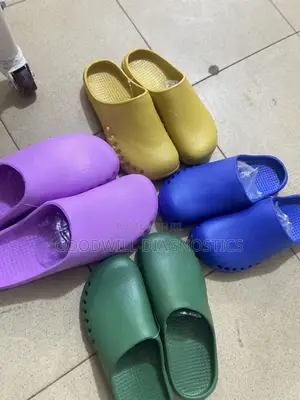 Medical Theater Crocs