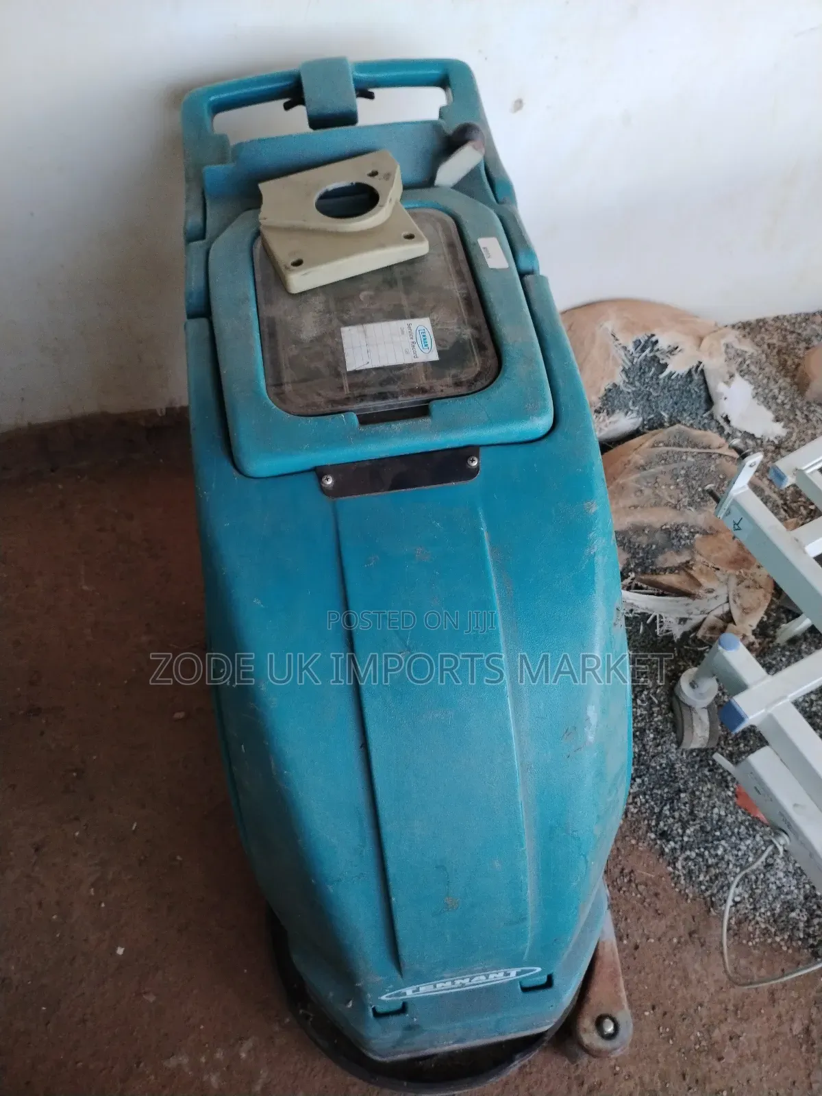 Tennant 5100 Floor Scrubber.