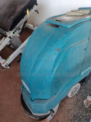 Tennant 5100 Floor Scrubber.