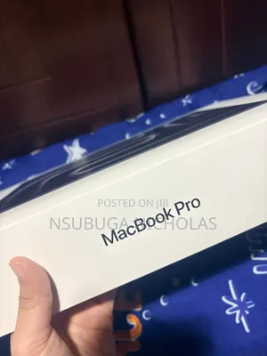 New Laptop Apple MacBook Pro 24GB Apple M4 Pro SSD 1T