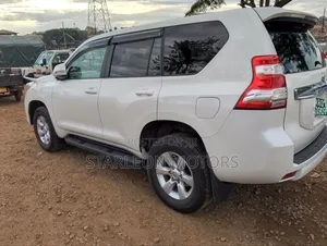 Toyota Land Cruiser Prado 2016 White
