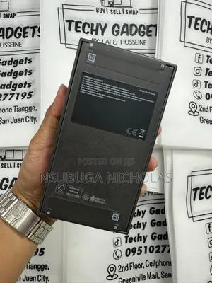New Samsung Galaxy S25 256 GB Silver
