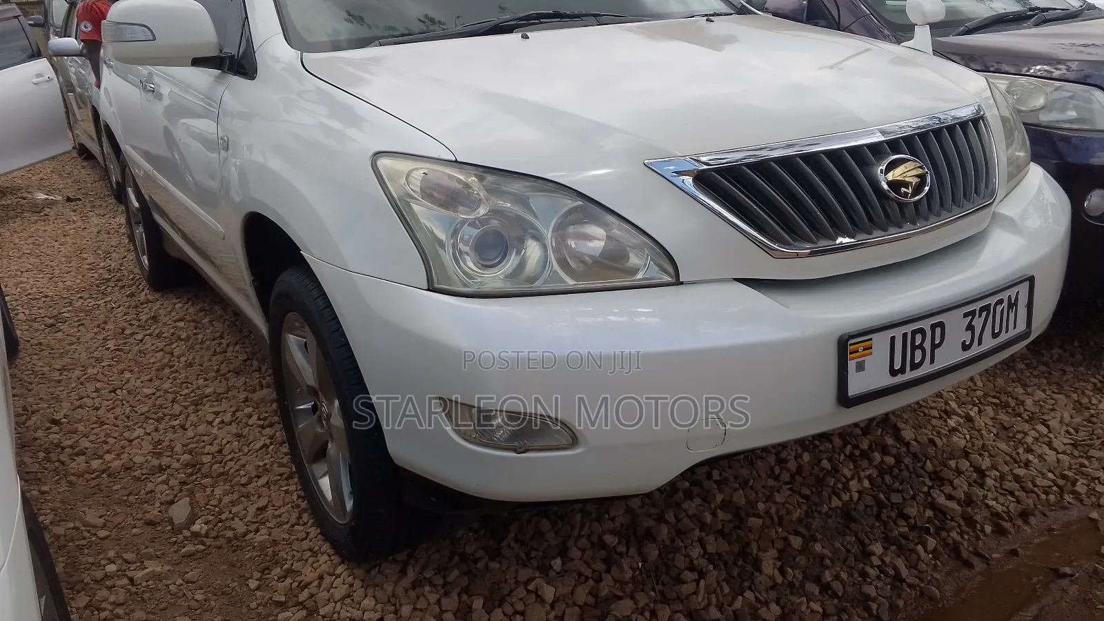 Toyota Harrier 2.4 2010 White