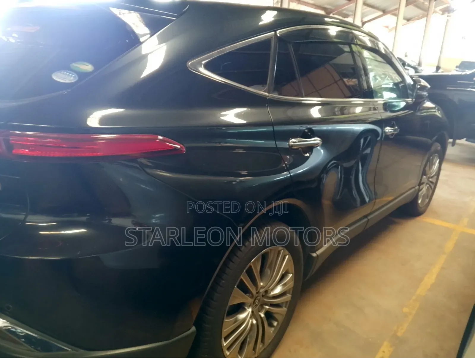 Toyota Harrier 2.5 Hybrid 2020 Black