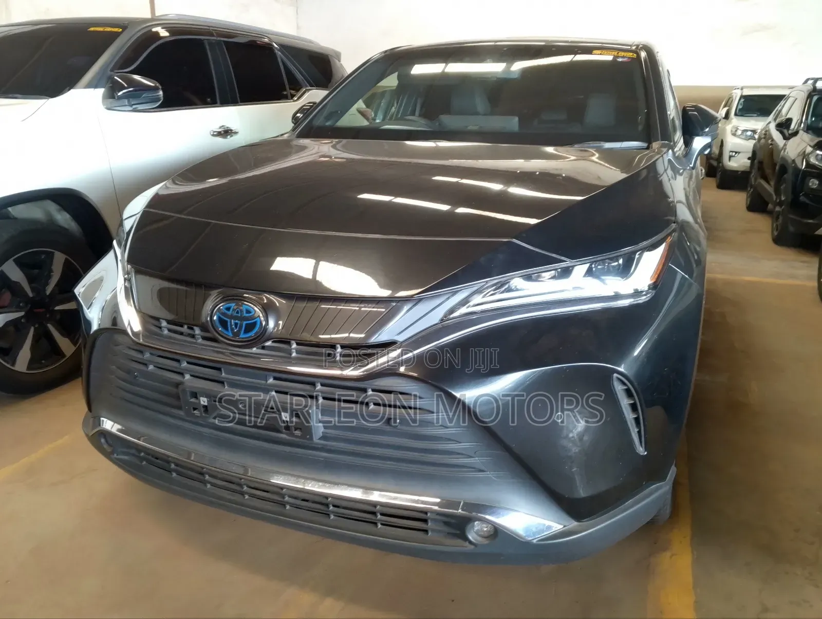 Toyota Harrier 2.5 Hybrid 2020 Black