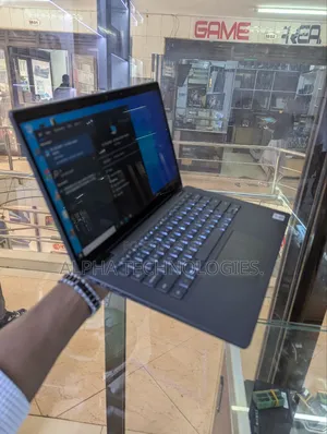 Laptop Dell Latitude 5300 16GB Intel Core I7 SSD 512GB